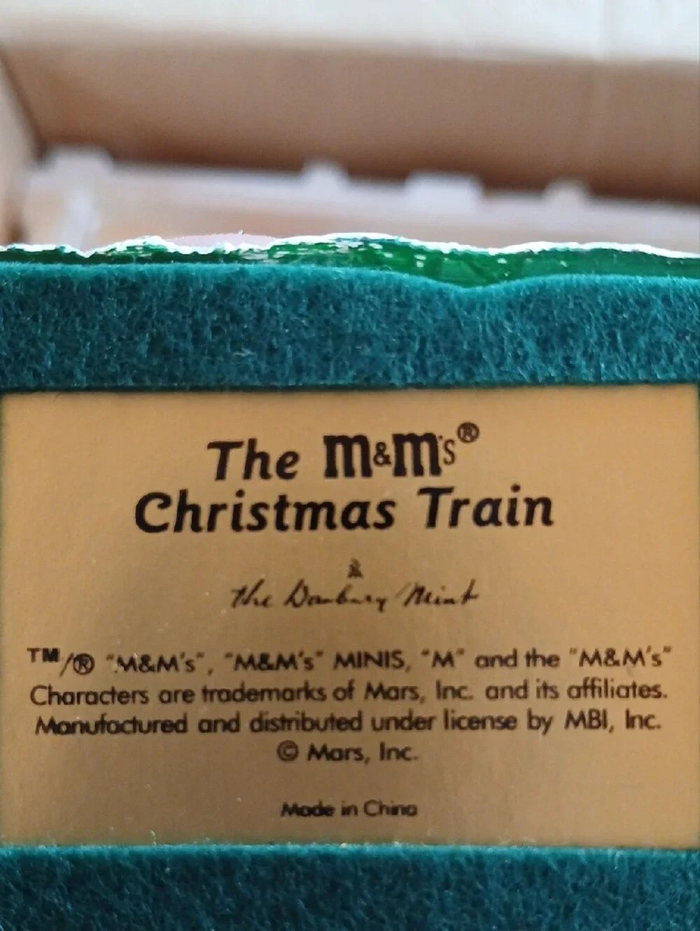 M&M'S The Danbury Mint Christmas Train and Carriage Figurine Set